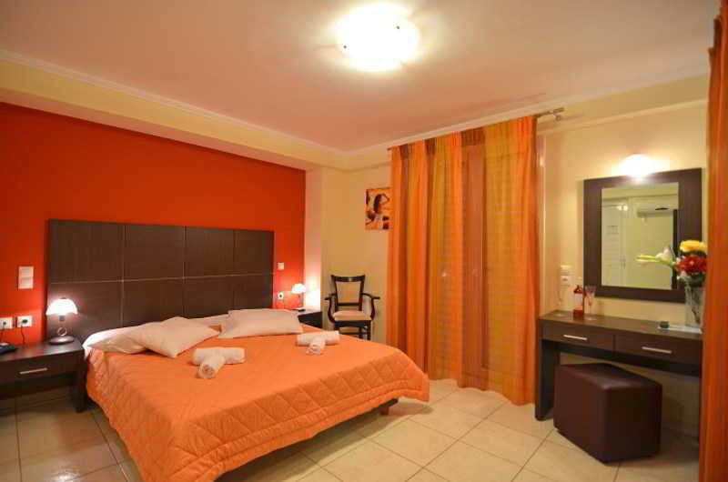 Zante Pantheon Hotel 3*